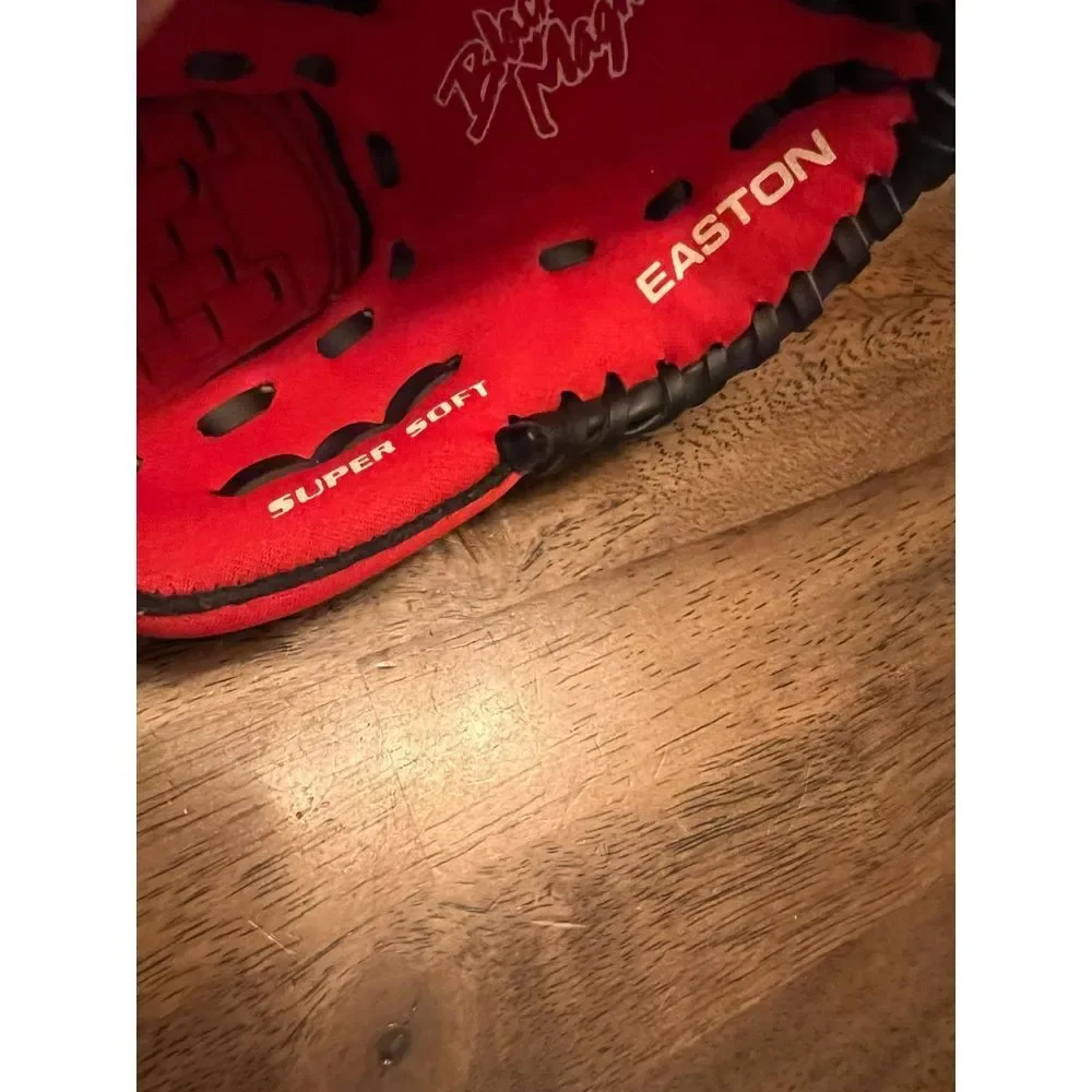 Easton 9
